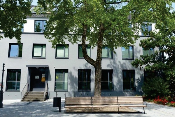 Briefwahlszelle im Bezirksamt